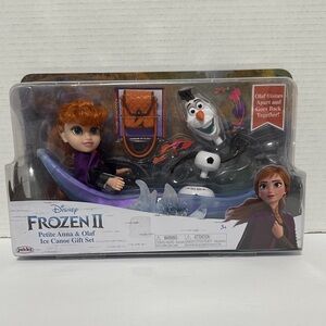 Disney Frozen II Anna & Olaf Adventure Canoe Set